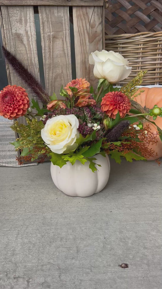 thanksgiving flowers- hey GOURD-geous